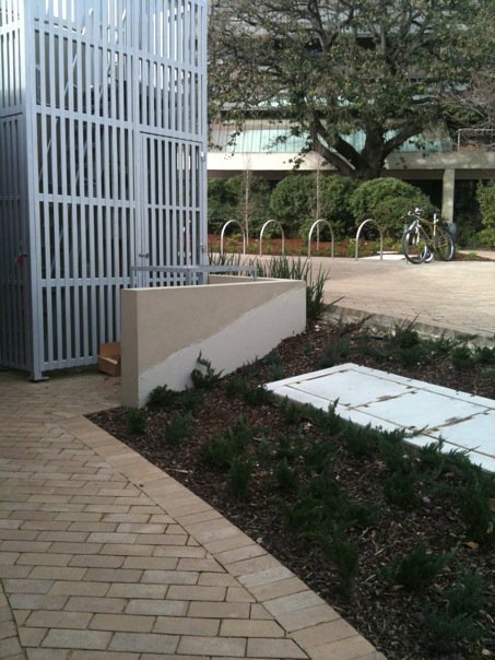 Royal Parade Out Ledge